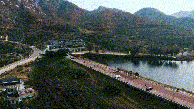 攜手前行共賞金秋 腳踏實(shí)地齊心逐夢(mèng)(圖3) 攜手前行共賞金秋 腳踏實(shí)地齊心逐夢(mèng)(圖3)