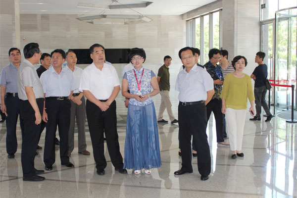 省人大副主任于建成一行視察聯(lián)橋集團