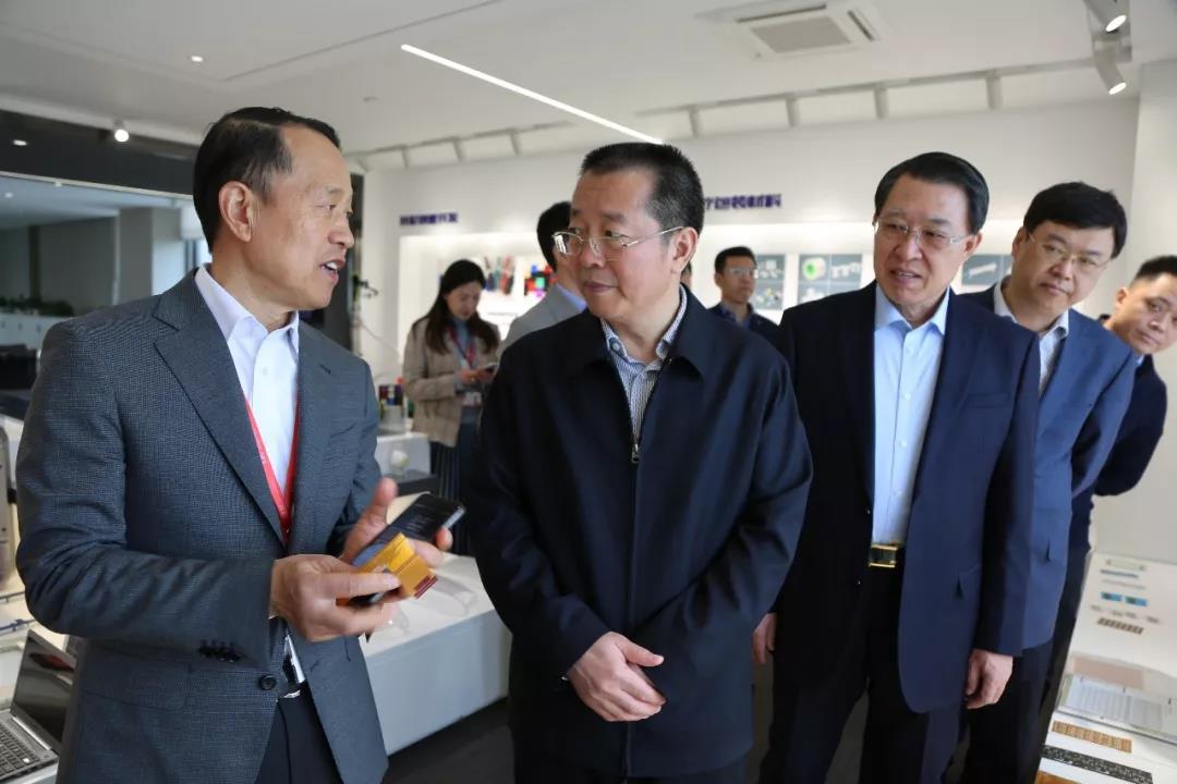 威海市委常委、市紀(jì)委書記、市監(jiān)委主任傅遜到聯(lián)橋集團(tuán)調(diào)研