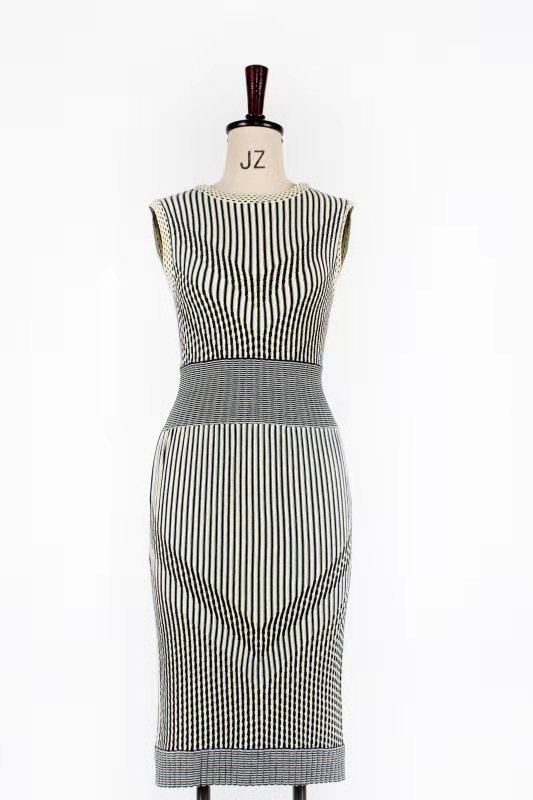 圖2.jpg 聯(lián)橋集團(tuán)多功能時(shí)尚毛衫榮獲“2019年度十大類紡織創(chuàng)新產(chǎn)品”稱號(hào)(圖4)