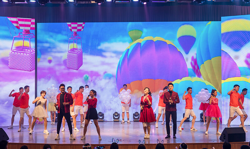 歡欣鼓舞迎新春，滿懷豪情攀高峰 | 聯(lián)橋集團(tuán)2020迎新春聯(lián)歡晚會激情開演(圖4)