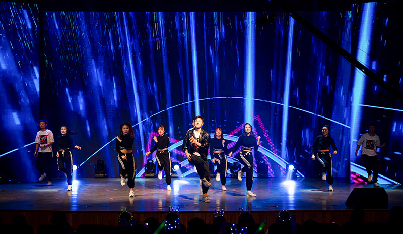 歡欣鼓舞迎新春，滿懷豪情攀高峰 | 聯(lián)橋集團(tuán)2020迎新春聯(lián)歡晚會激情開演(圖10)