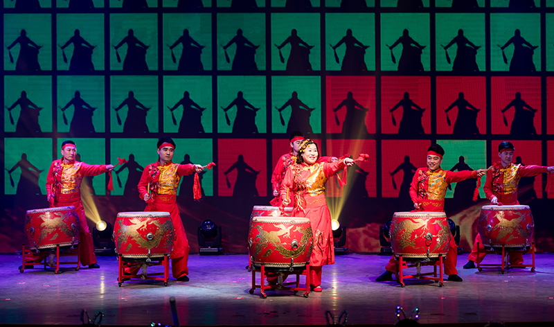 歡欣鼓舞迎新春，滿懷豪情攀高峰 | 聯(lián)橋集團(tuán)2020迎新春聯(lián)歡晚會激情開演(圖30)