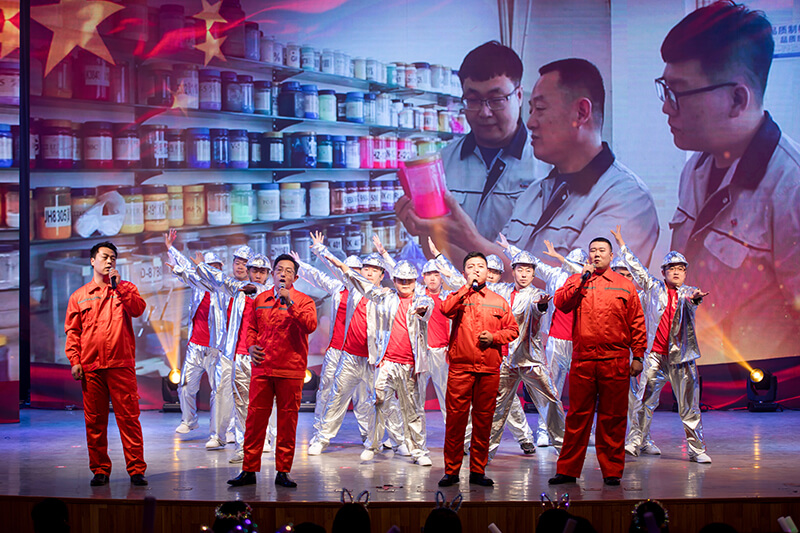 歡欣鼓舞迎新春，滿懷豪情攀高峰 | 聯(lián)橋集團(tuán)2020迎新春聯(lián)歡晚會激情開演(圖35)