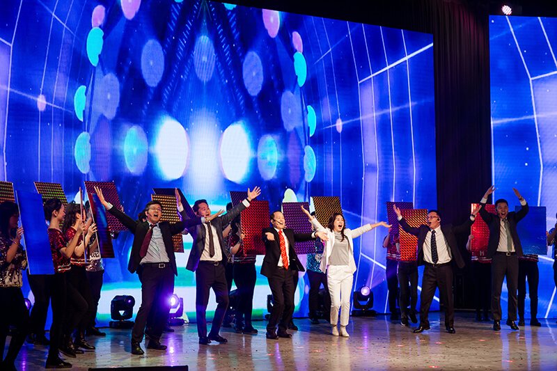 歡欣鼓舞迎新春，滿懷豪情攀高峰 | 聯(lián)橋集團(tuán)2020迎新春聯(lián)歡晚會激情開演(圖45)