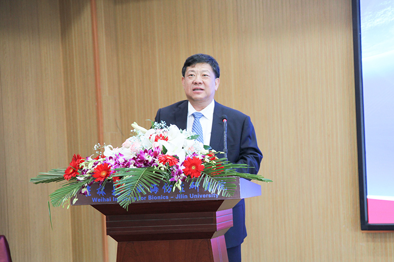 聯(lián)橋集團黨委書記、董事長慕镕鍵當(dāng)選為吉林大學(xué)威海校友會首任會長(圖7)